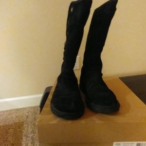 WOMENS UGG W LO PRO SUEDE -BLACK SIZE 8